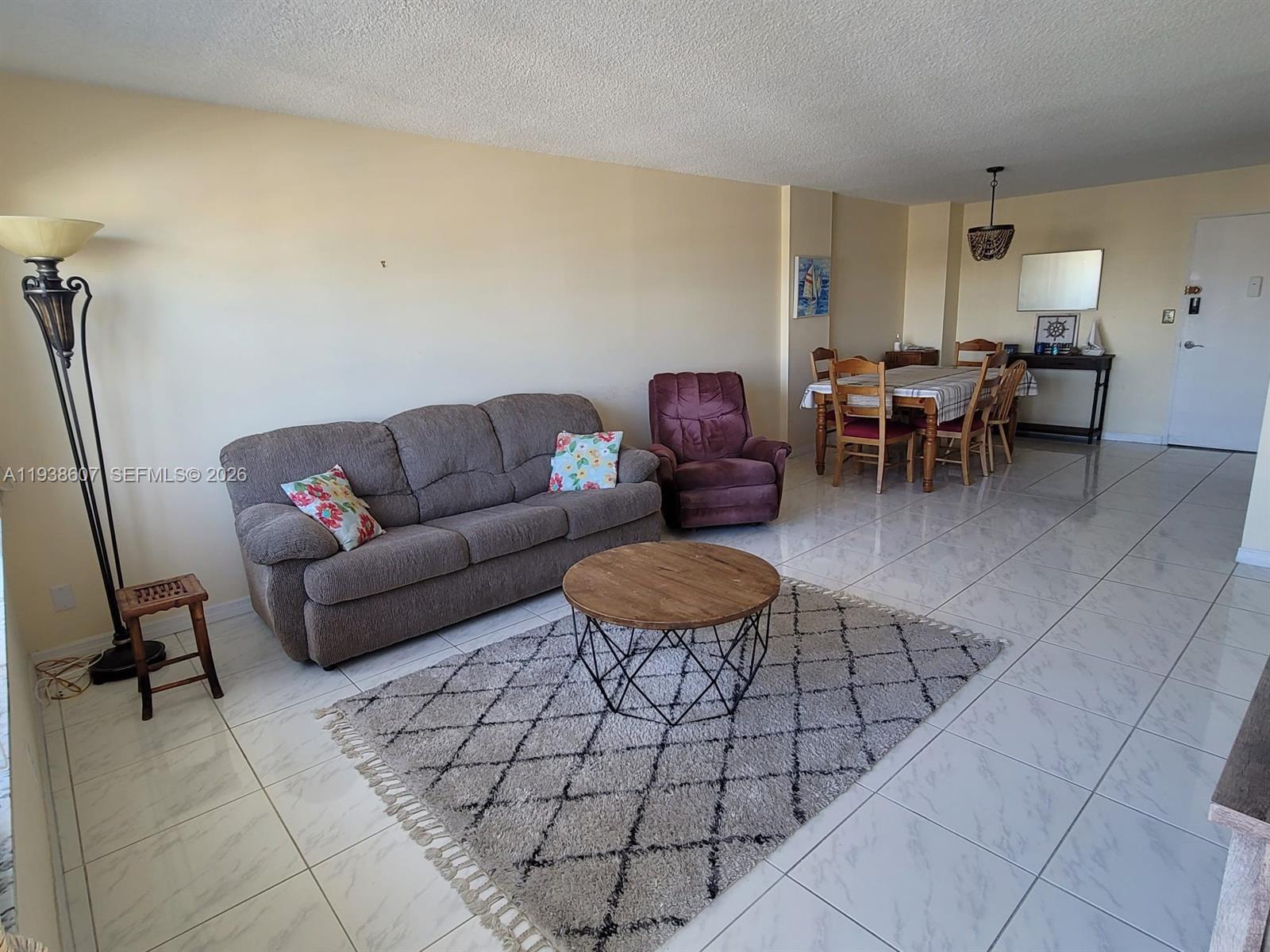 401 Golden Isles Dr 1114 Property Photo 5