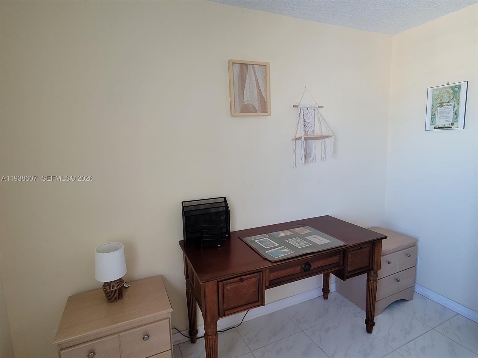401 Golden Isles Dr 1114 Property Photo 18