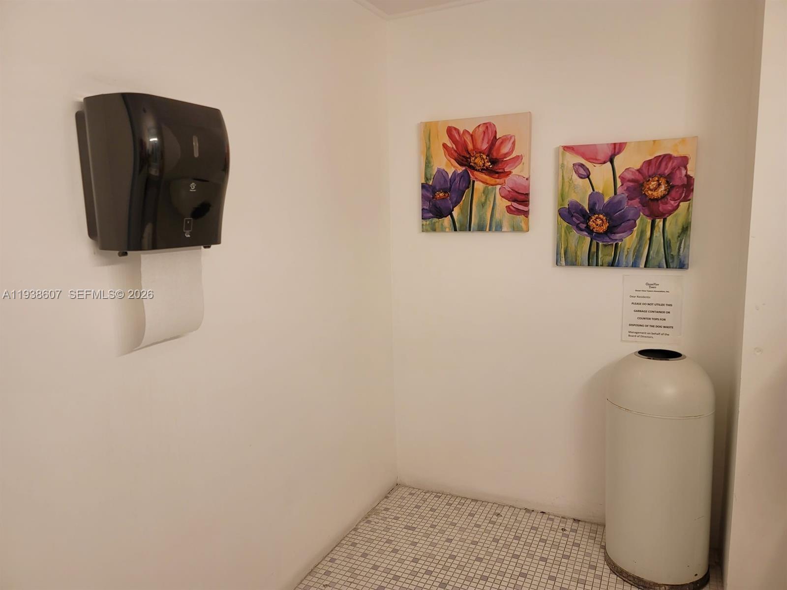 401 Golden Isles Dr 1114 Property Photo 48