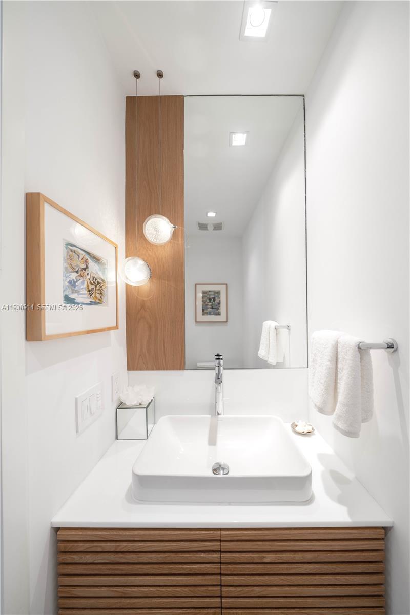 6103 Aqua Ave 701 Property Photo 18