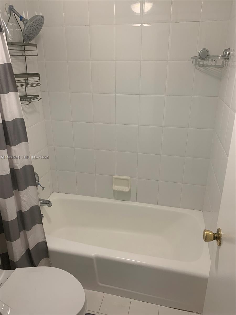100 Lincoln Rd 805 Property Photo 14