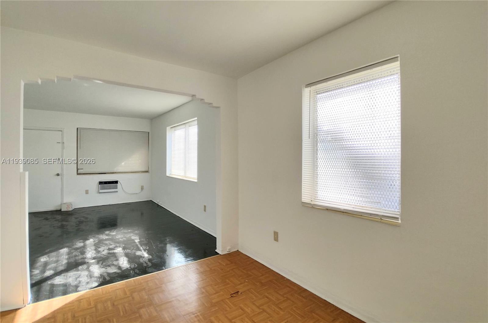 1565 Sw 6th St Property Photo 3