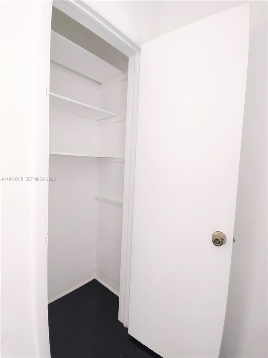 1565 Sw 6th St Property Photo 8