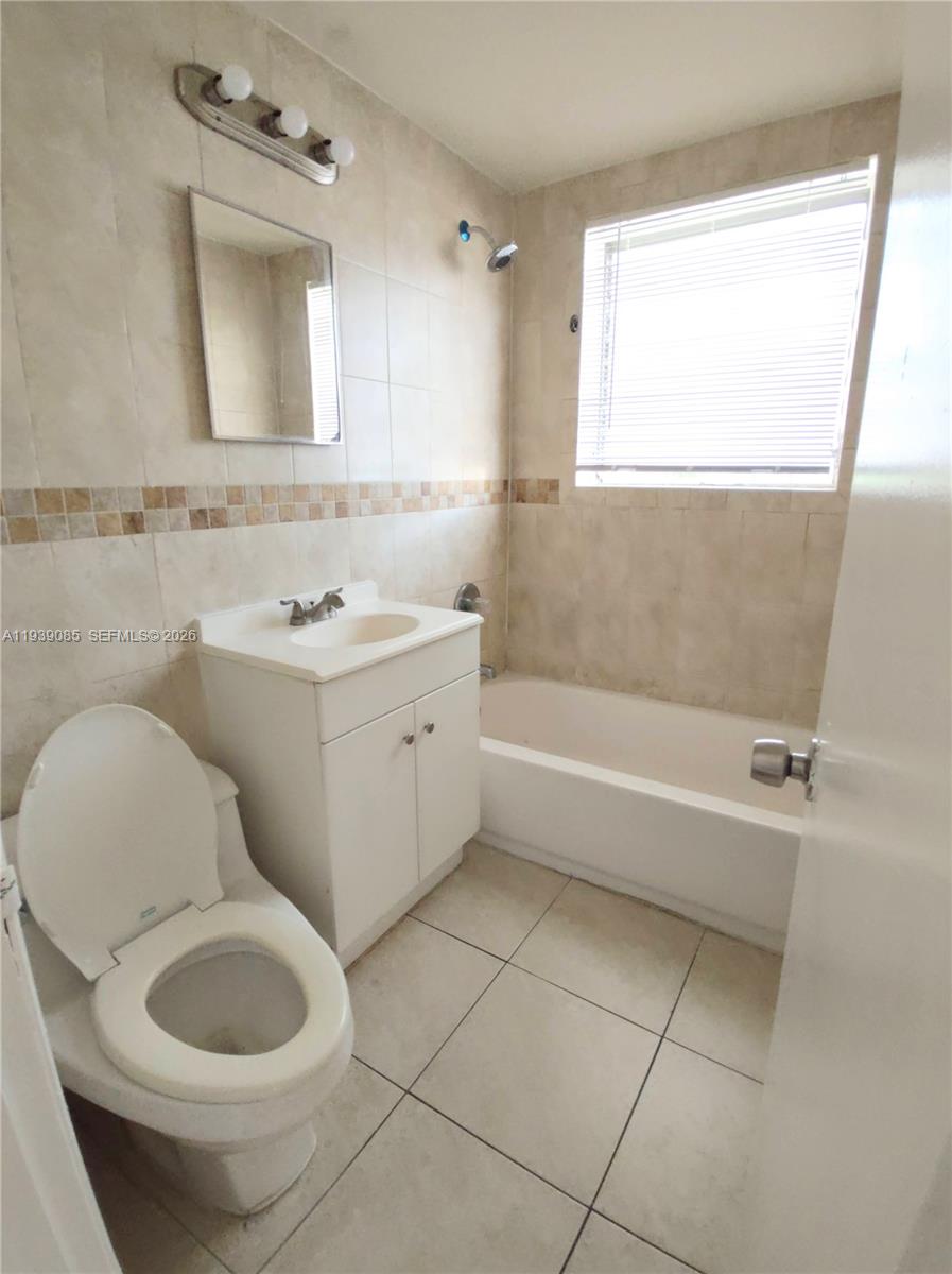 1565 Sw 6th St Property Photo 27