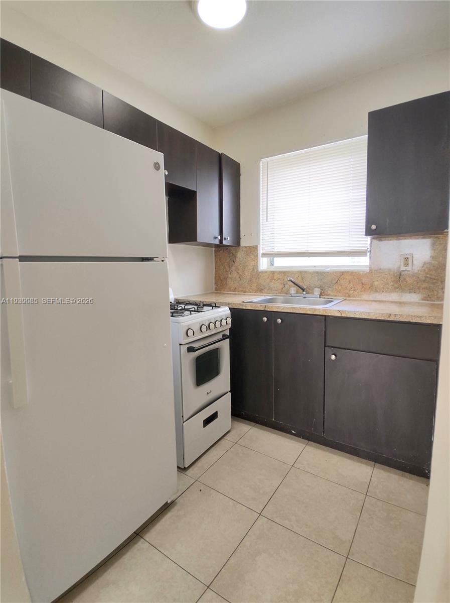 1565 Sw 6th St Property Photo 39
