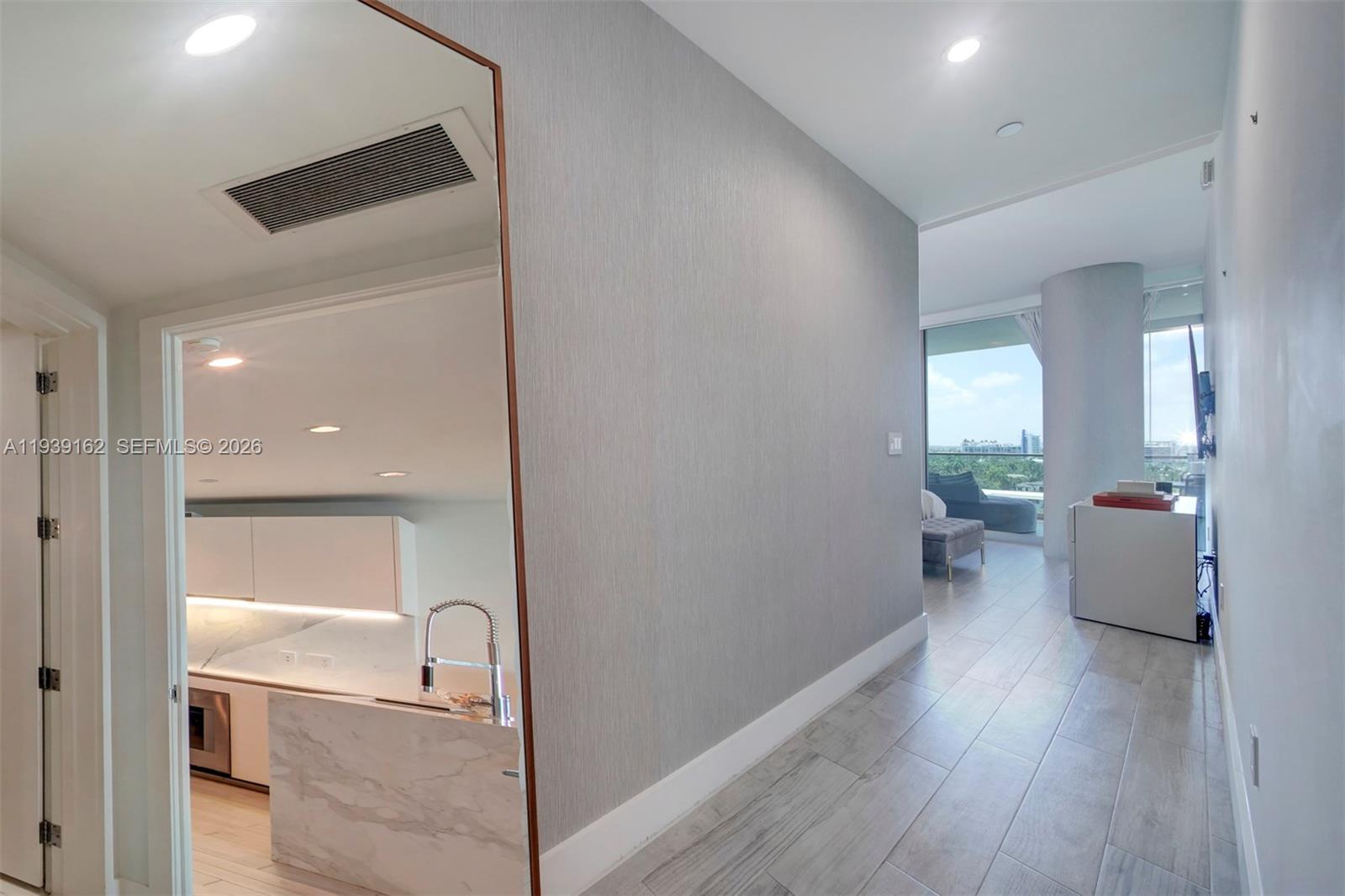10201 Collins Ave 804 Property Photo 17