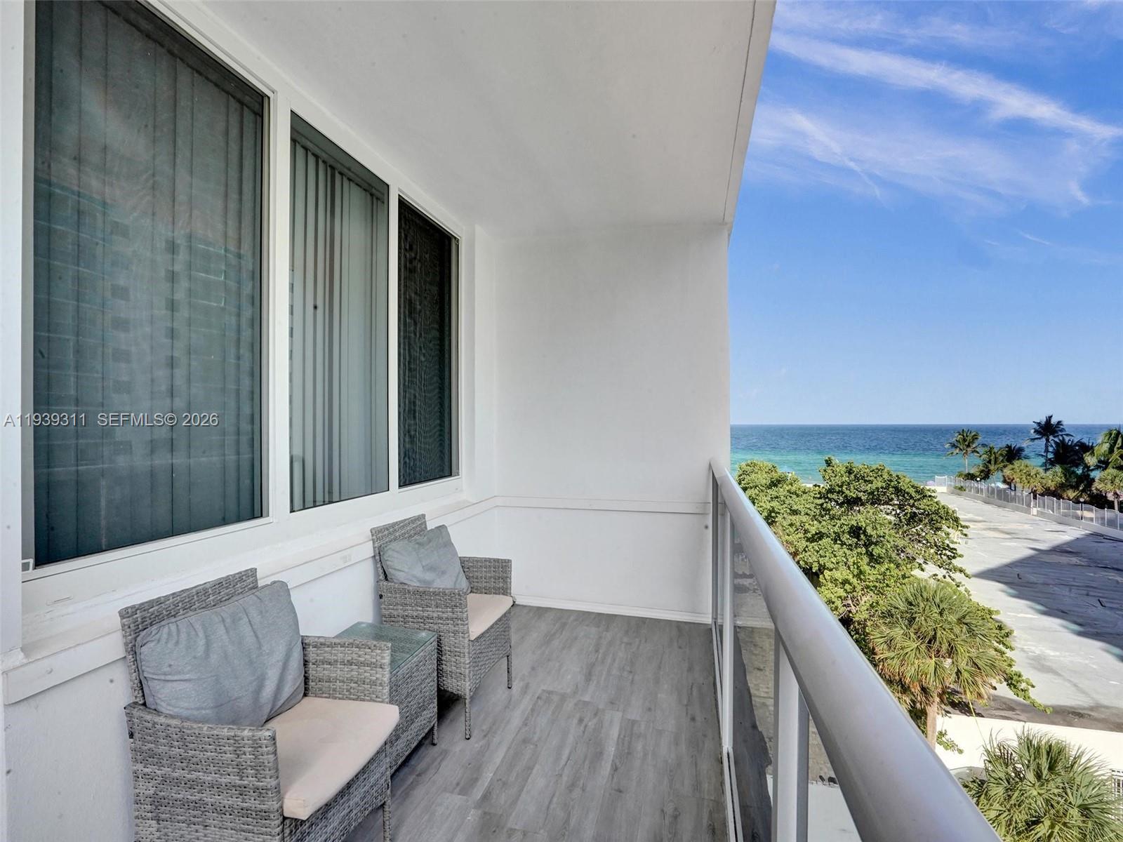 3725 S Ocean Dr 520 Property Photo 1