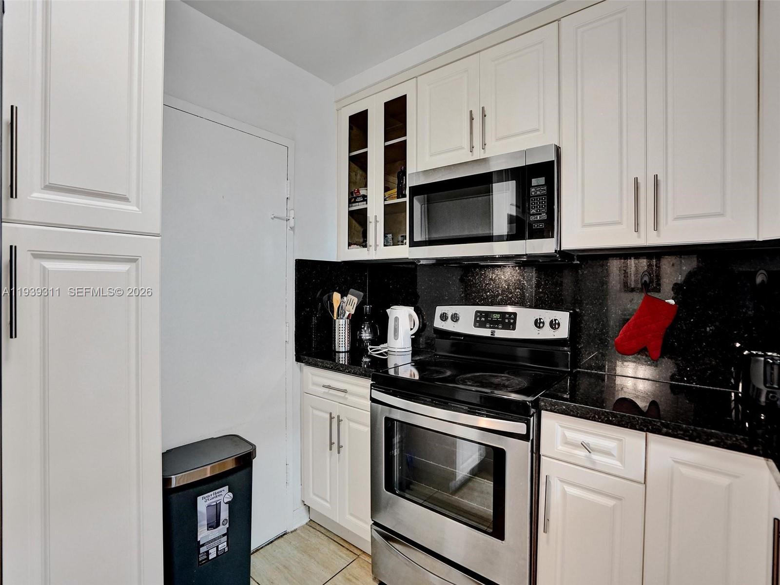 3725 S Ocean Dr 520 Property Photo 18