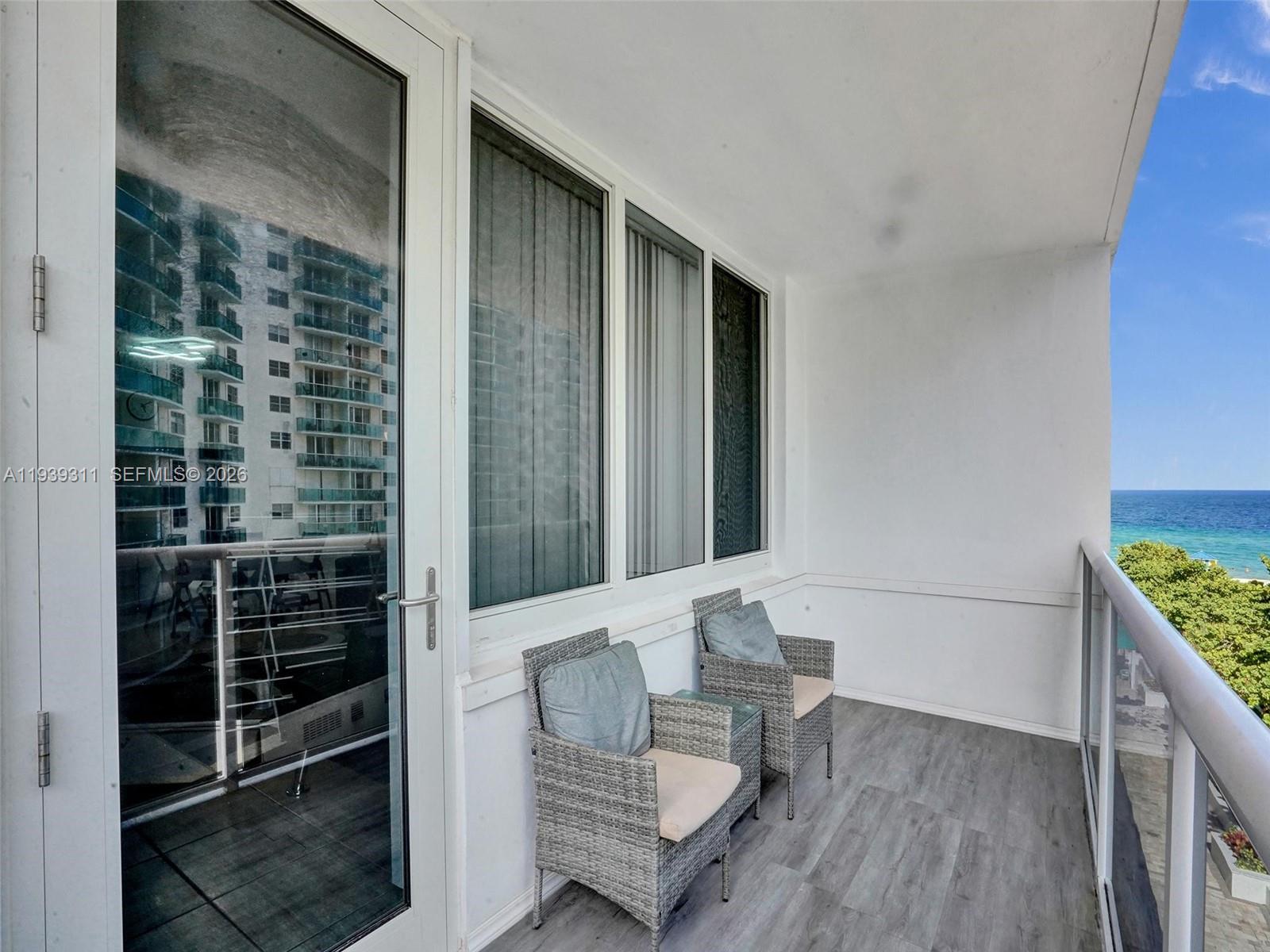 3725 S Ocean Dr 520 Property Photo 23