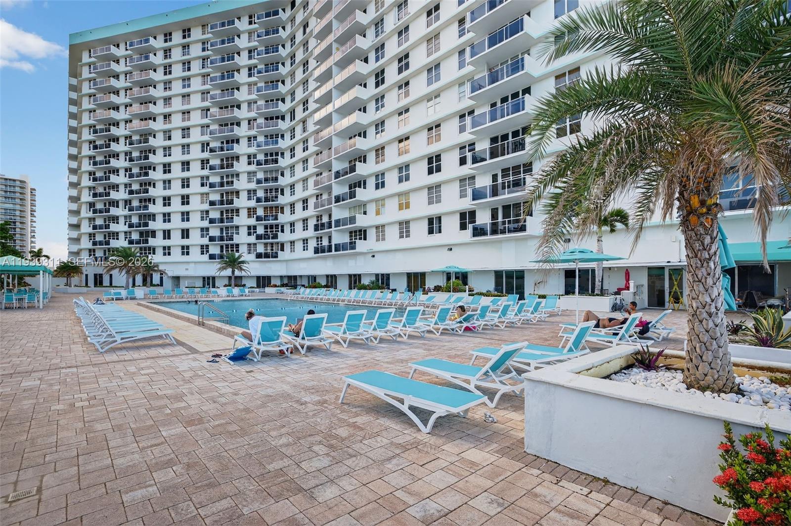 3725 S Ocean Dr 520 Property Photo 54