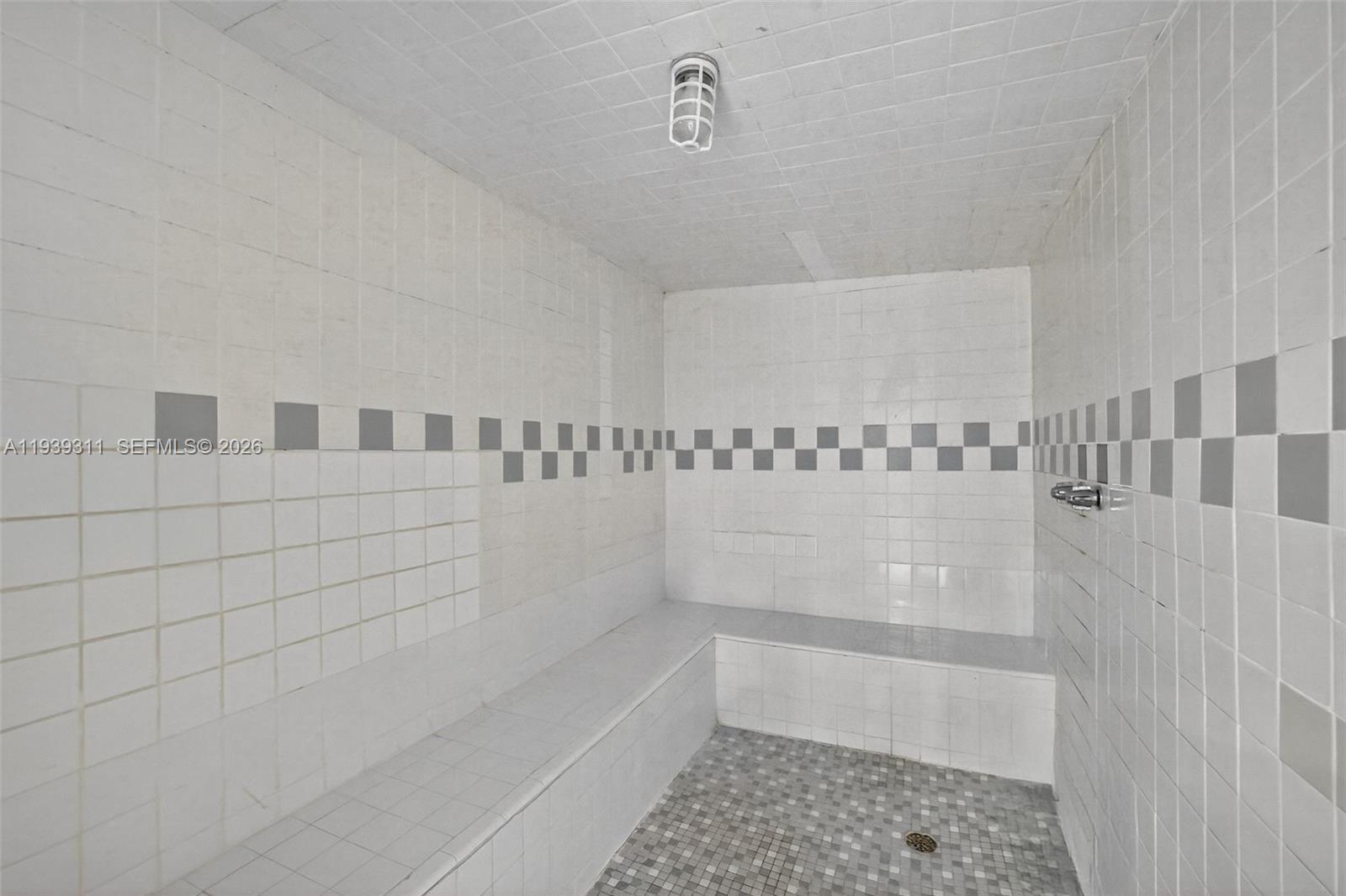 3725 S Ocean Dr 520 Property Photo 57