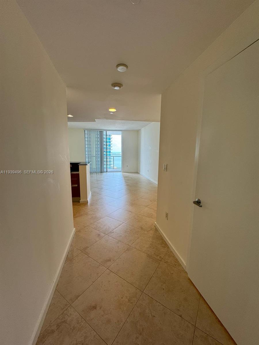 1060 Brickell Av 2603 Property Photo 4