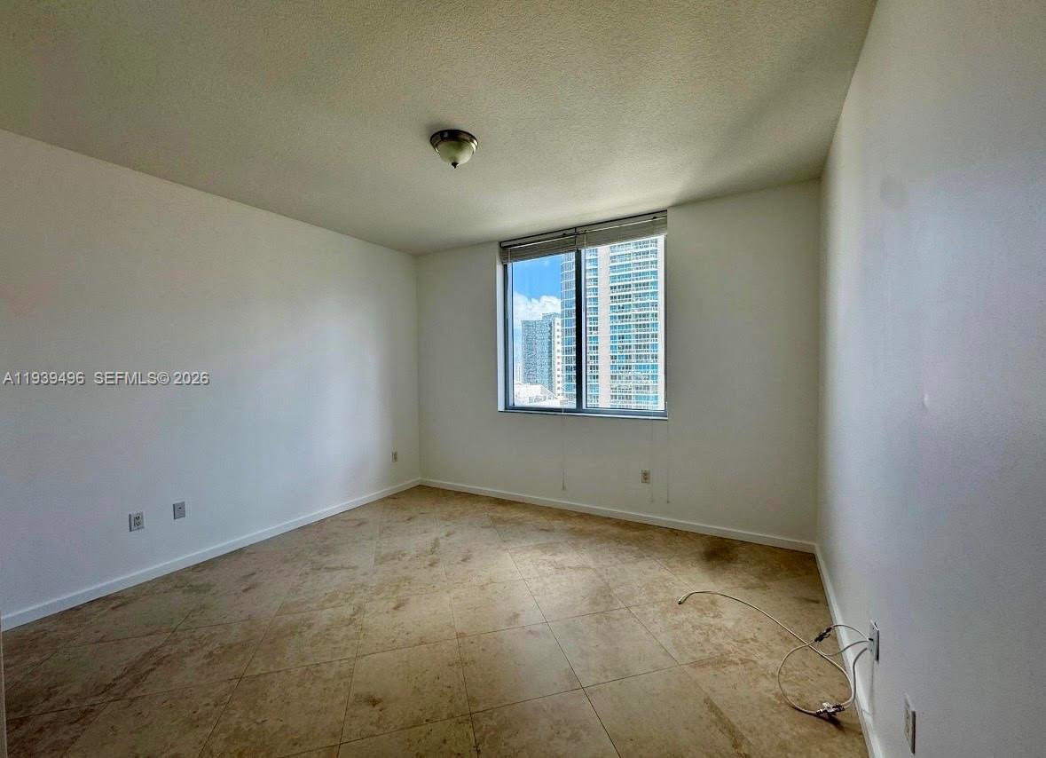 1060 Brickell Av 2603 Property Photo 7