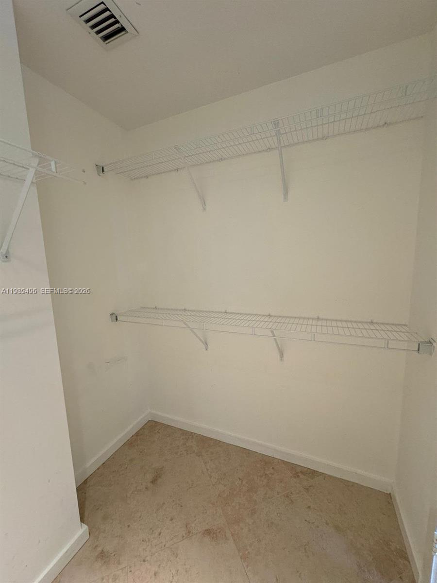 1060 Brickell Av 2603 Property Photo 8