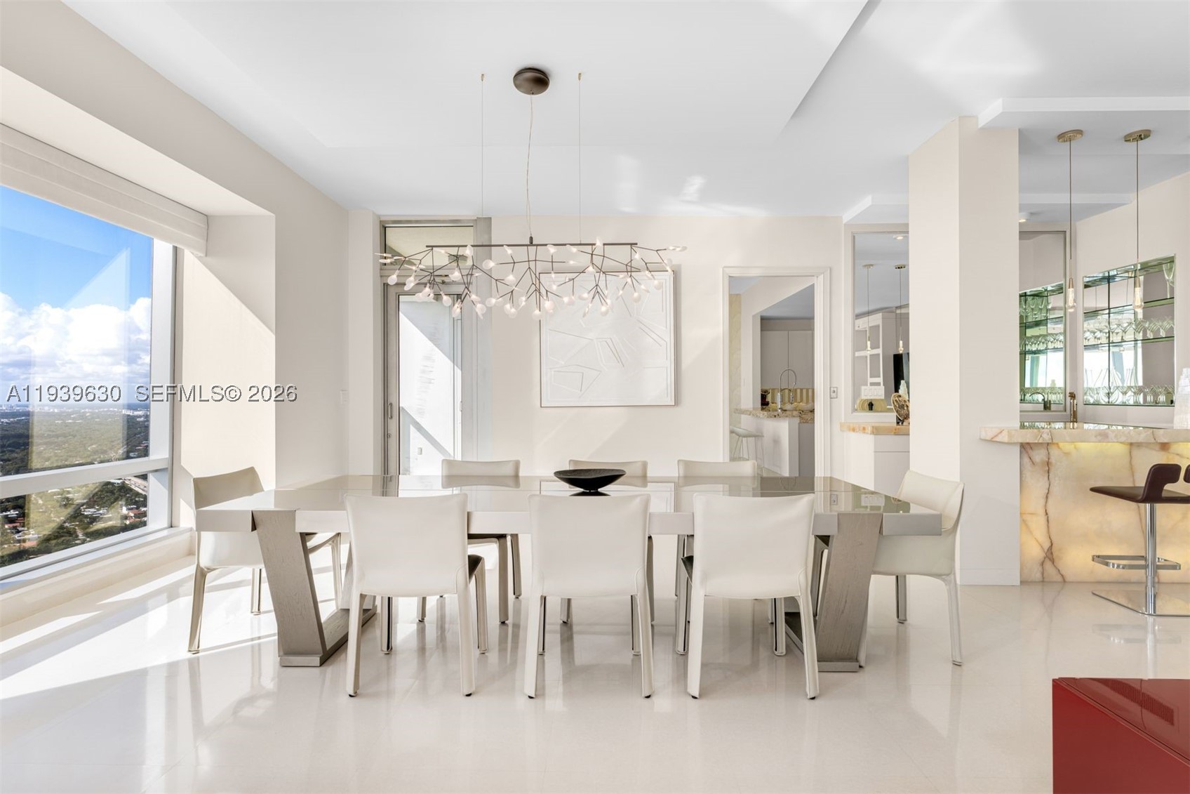 1425 Brickell Ave 56f Property Photo 4