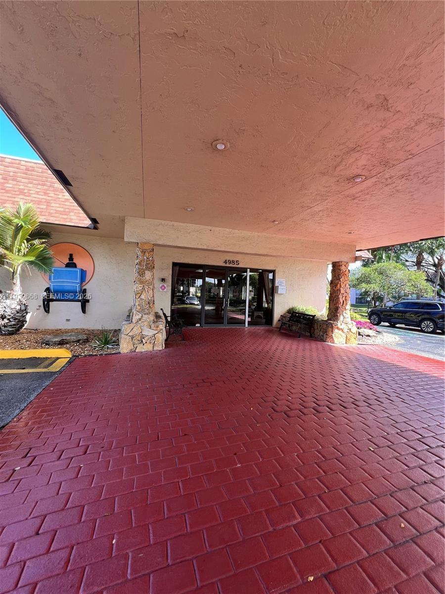 4930 E Sabal Palm Blvd 206 Property Photo 58