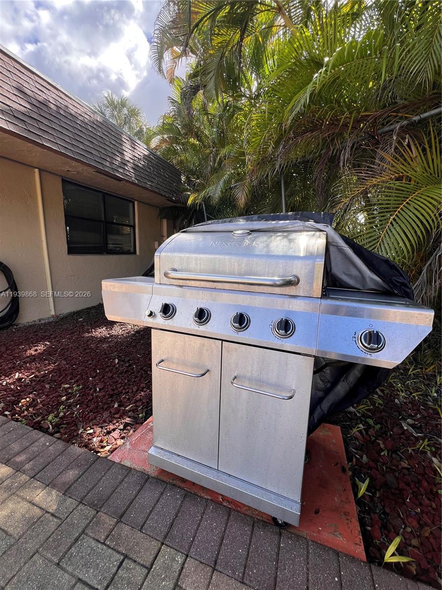 4930 E Sabal Palm Blvd 206 Property Photo 64