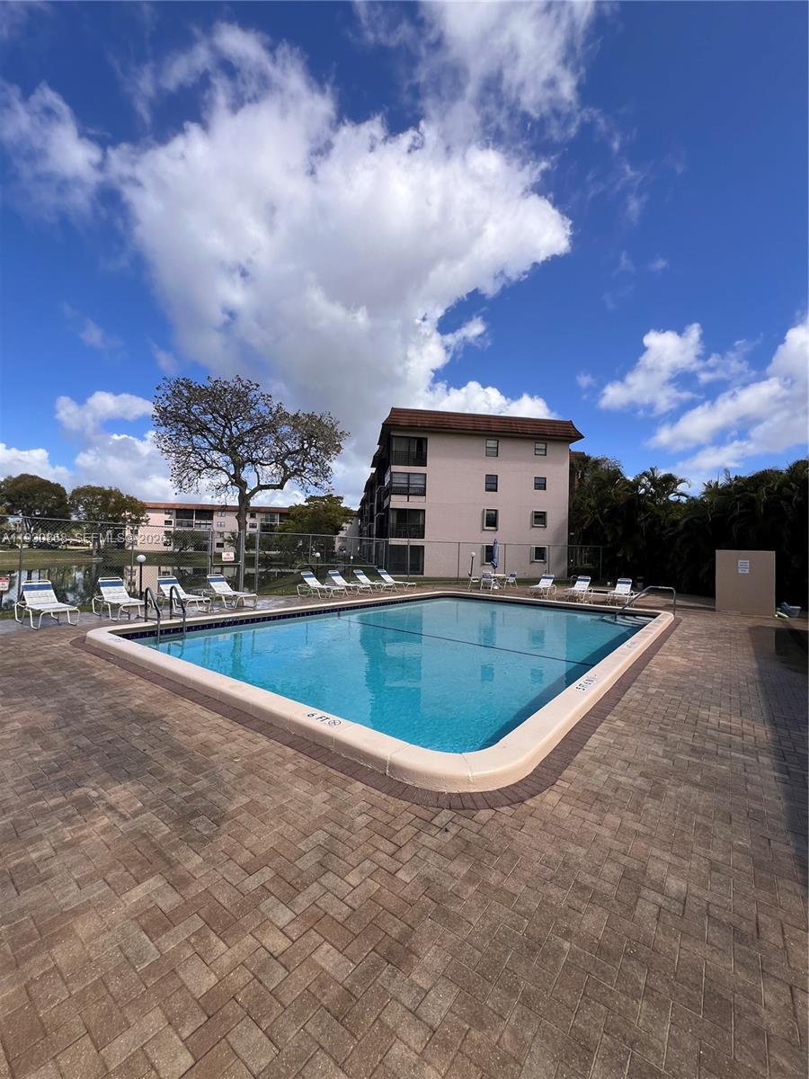 4930 E Sabal Palm Blvd 206 Property Photo 65