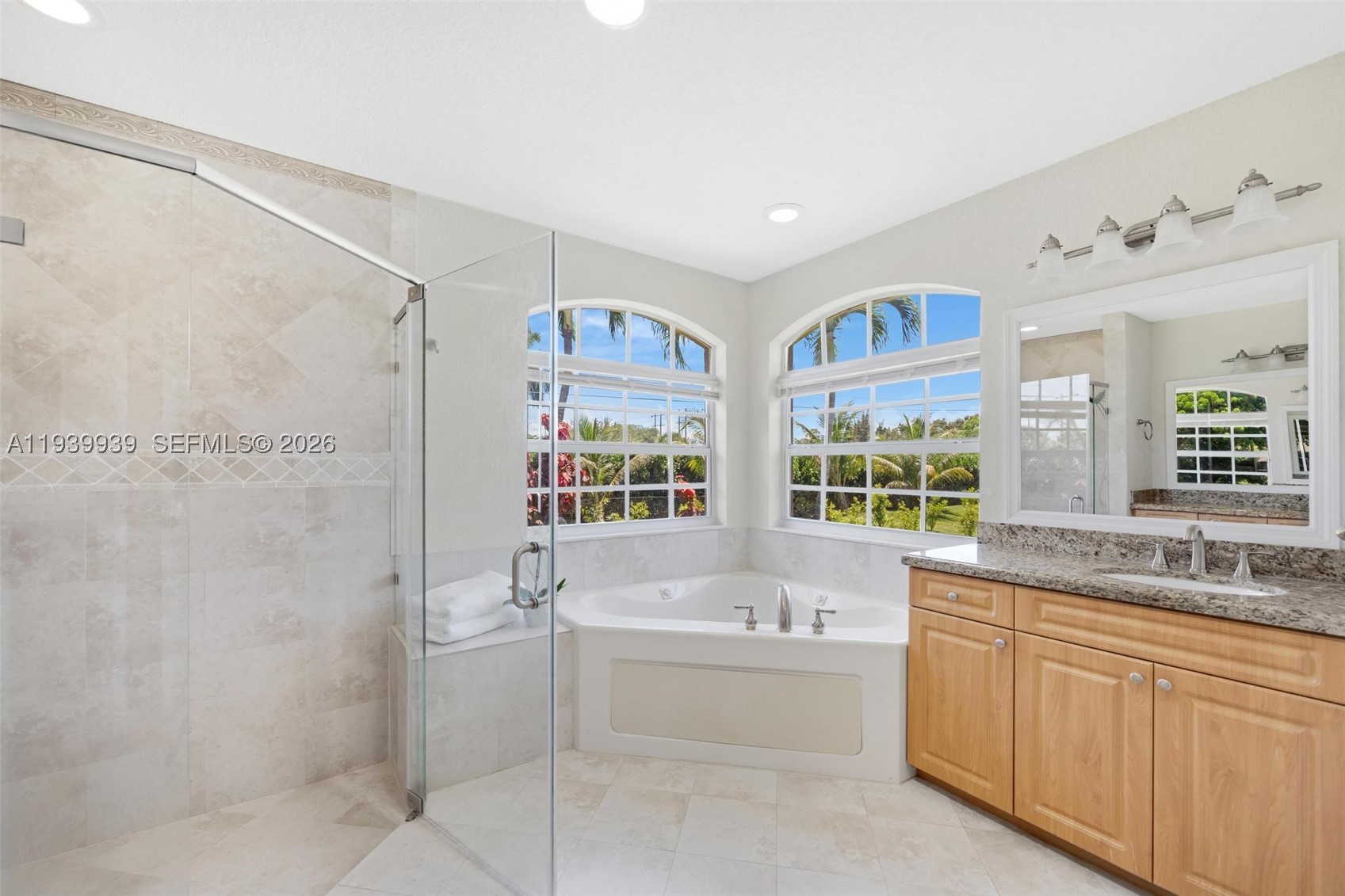 12851 Luray Rd Property Photo 10