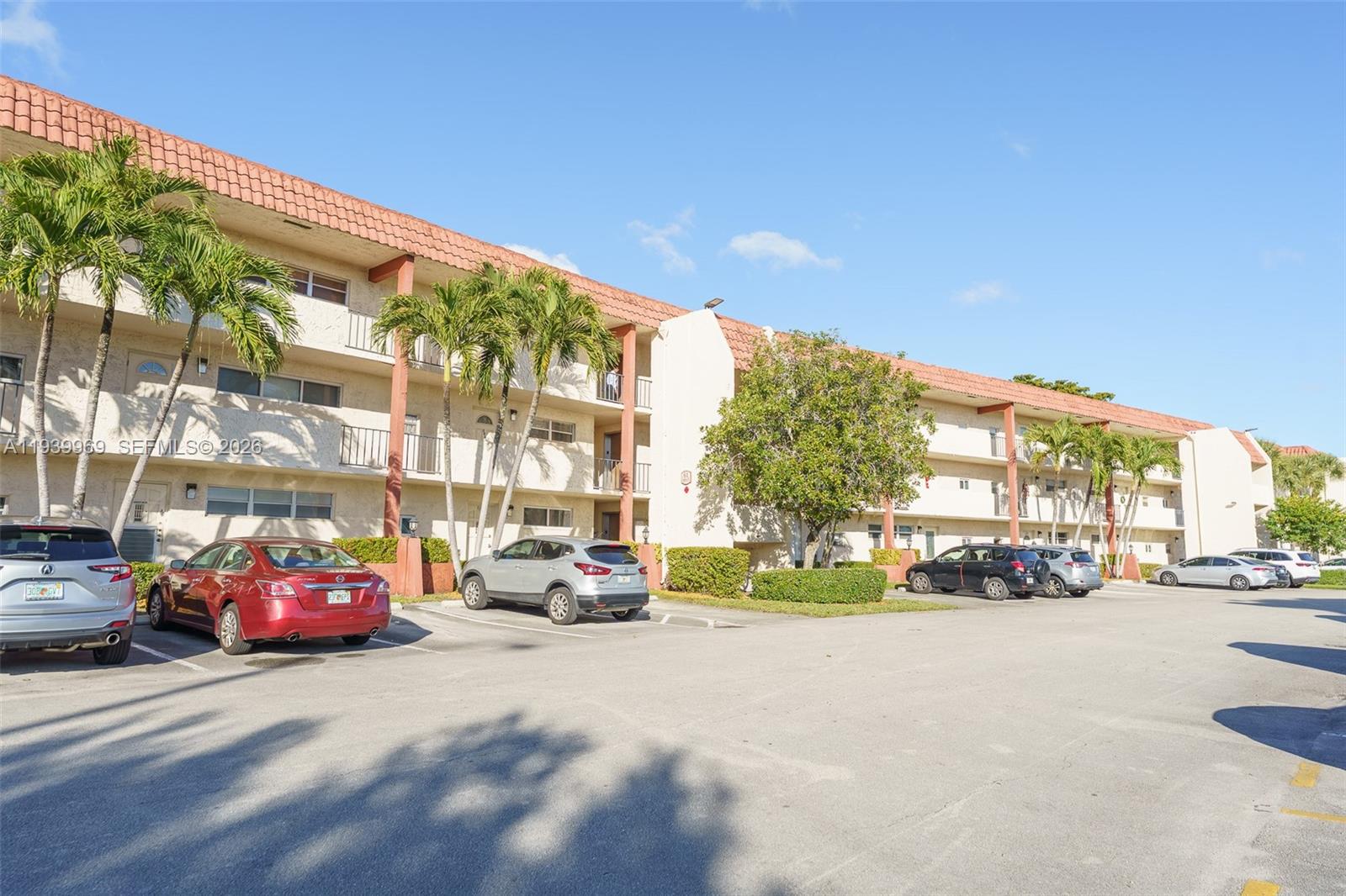 A11939969 Property Photo 1