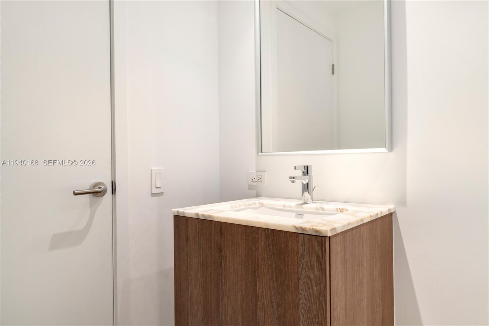 500 Alton Rd 2207 Property Photo 12