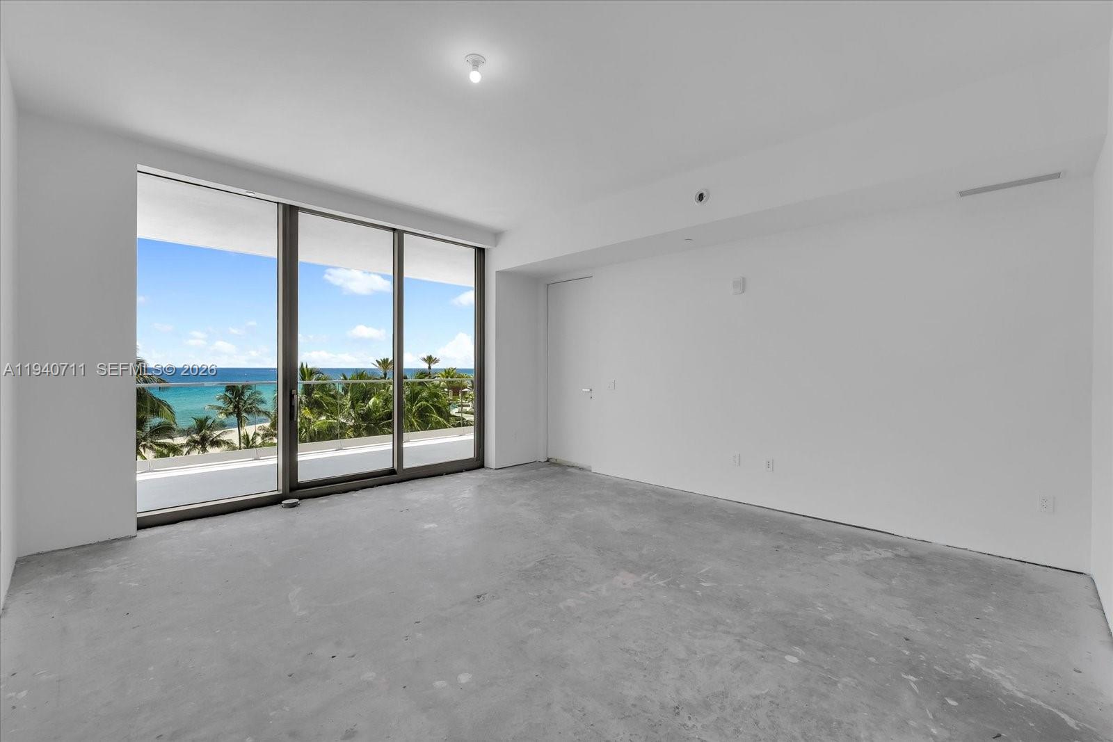 18975 Collins Ave 302 Property Photo 23