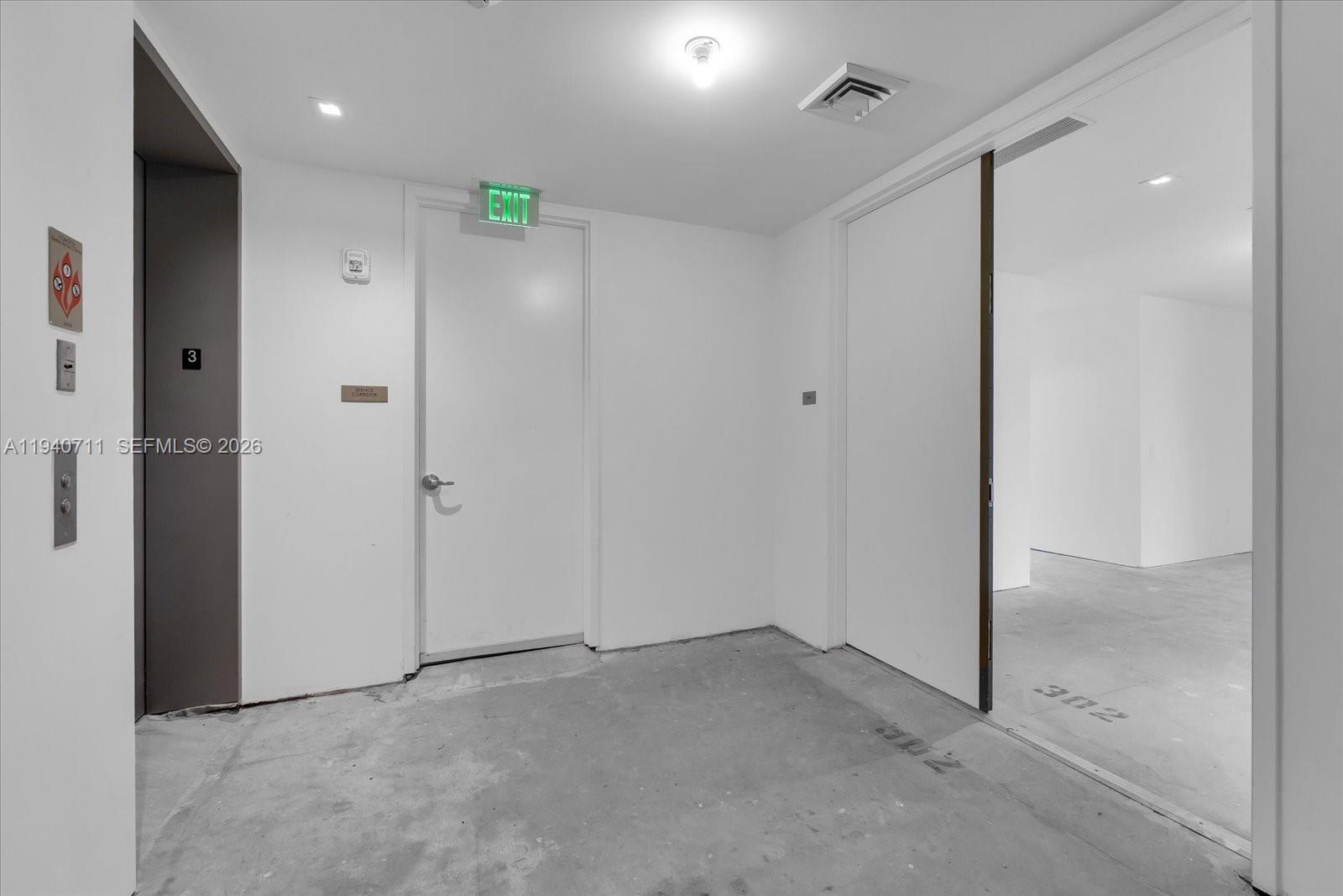 18975 Collins Ave 302 Property Photo 39