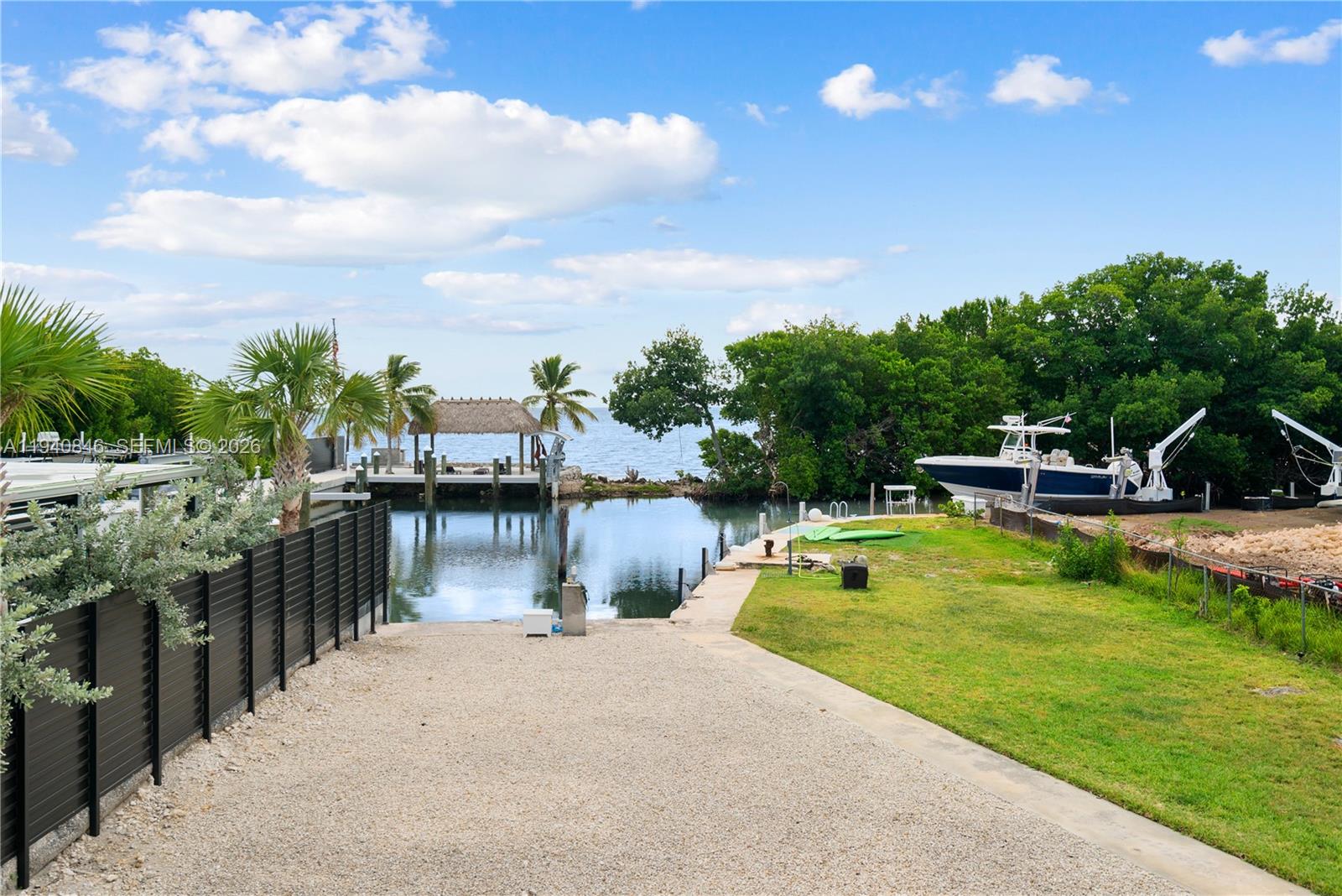 127 Seaside Ave Property Photo 32
