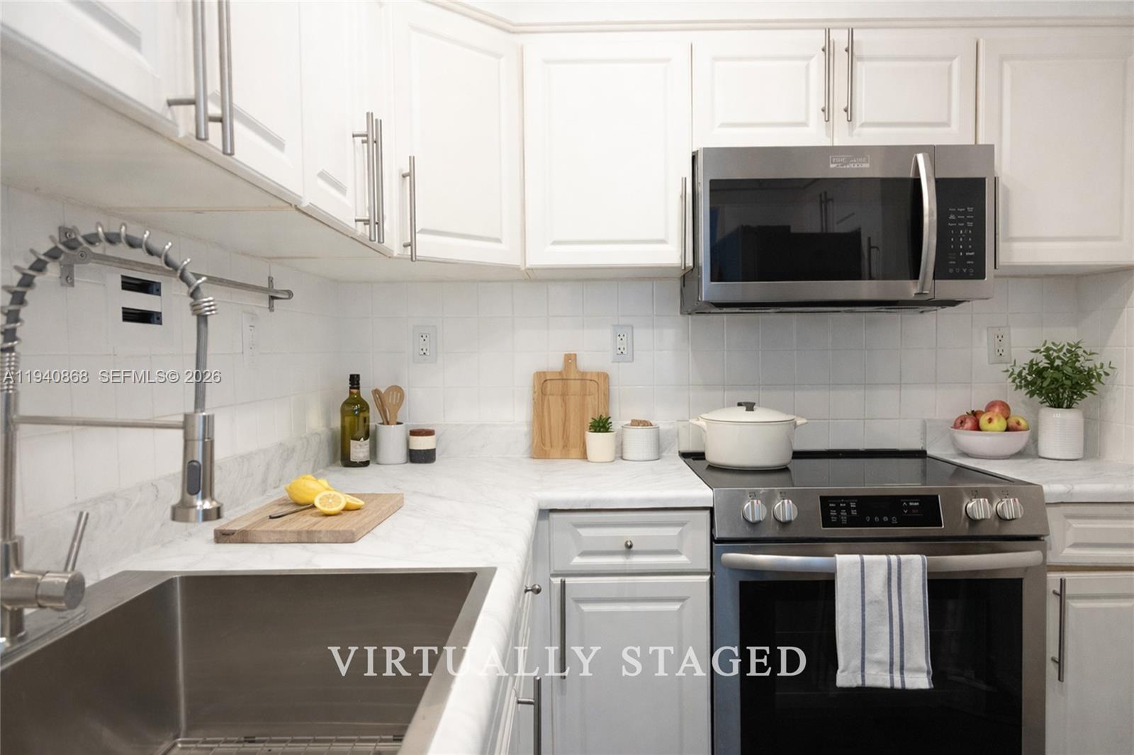 1200 West Ave 708 Property Photo 6