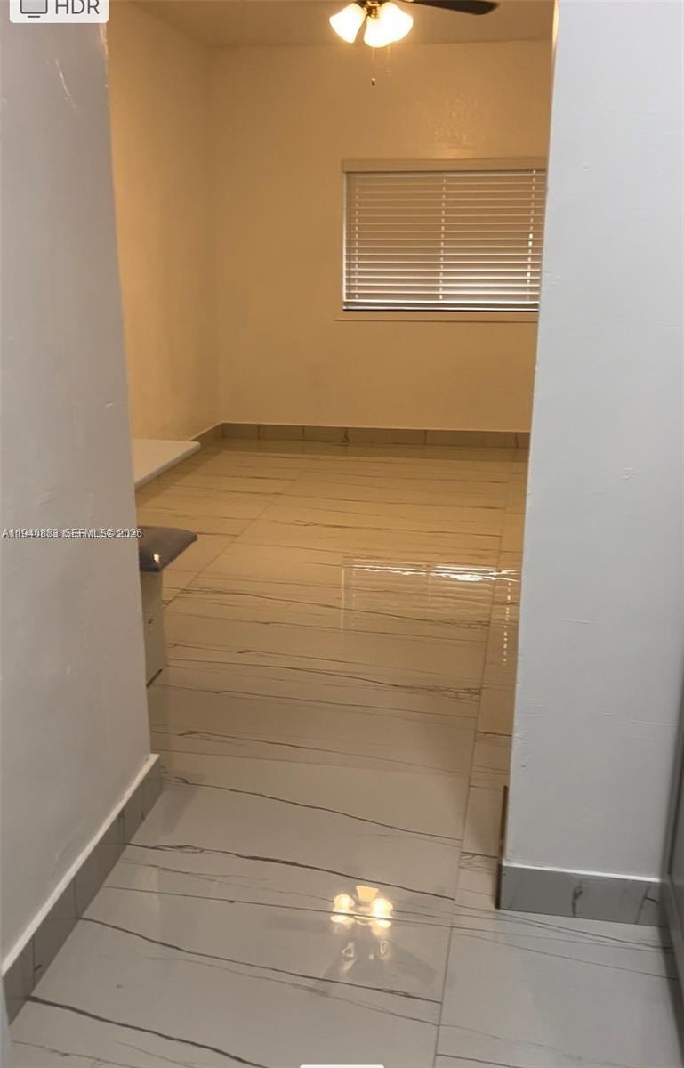 A11940883 Property Photo 6