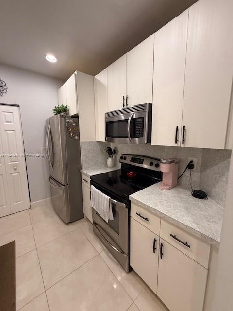 2279 Ne 42nd Cir Property Photo 9