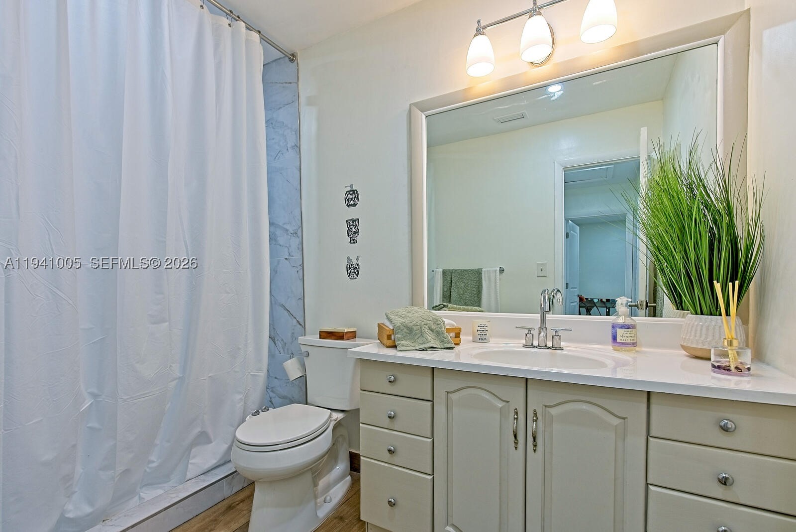 10900 Sw 124th Rd Property Photo 17