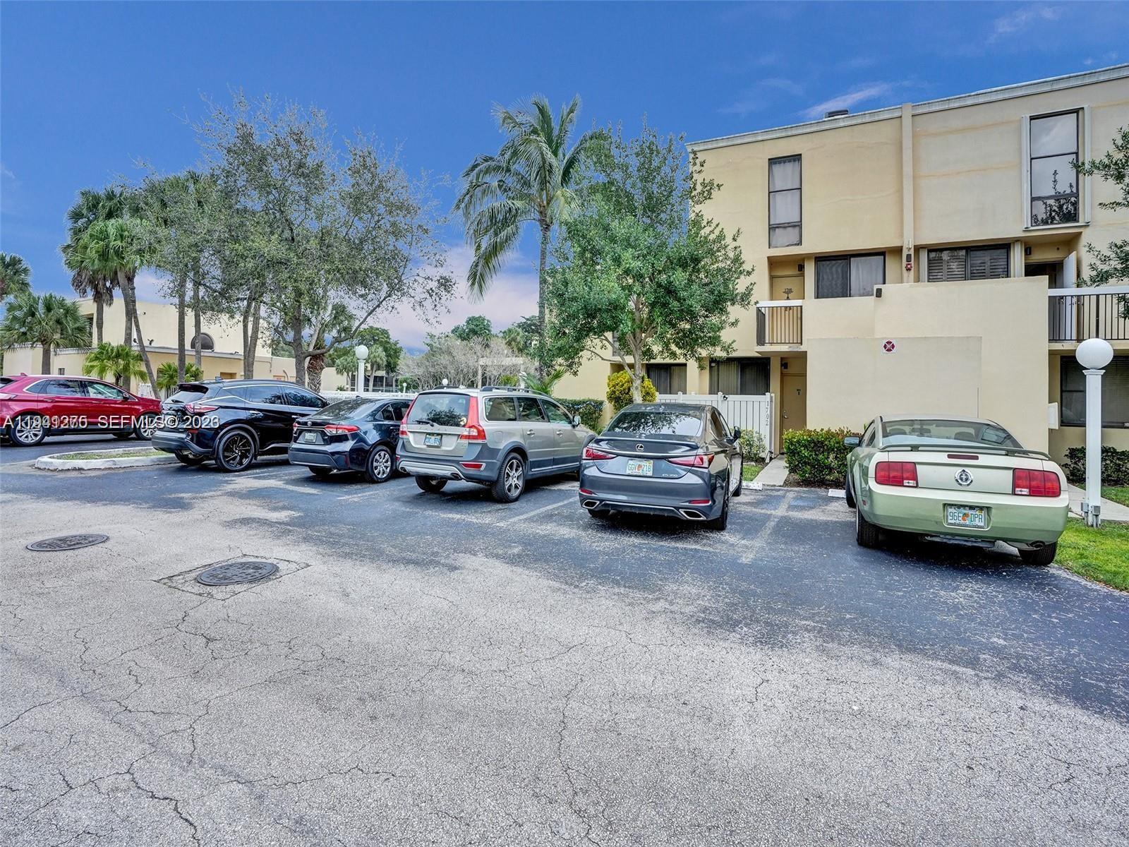 2910 Sw 87th Ter 1701 Property Photo 43