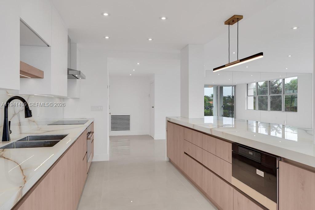 A11941409 Property Photo 10