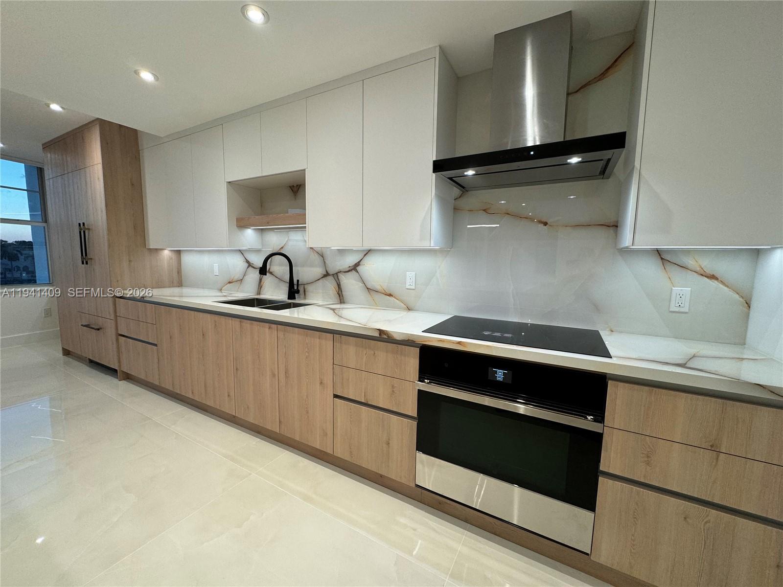 A11941409 Property Photo 15