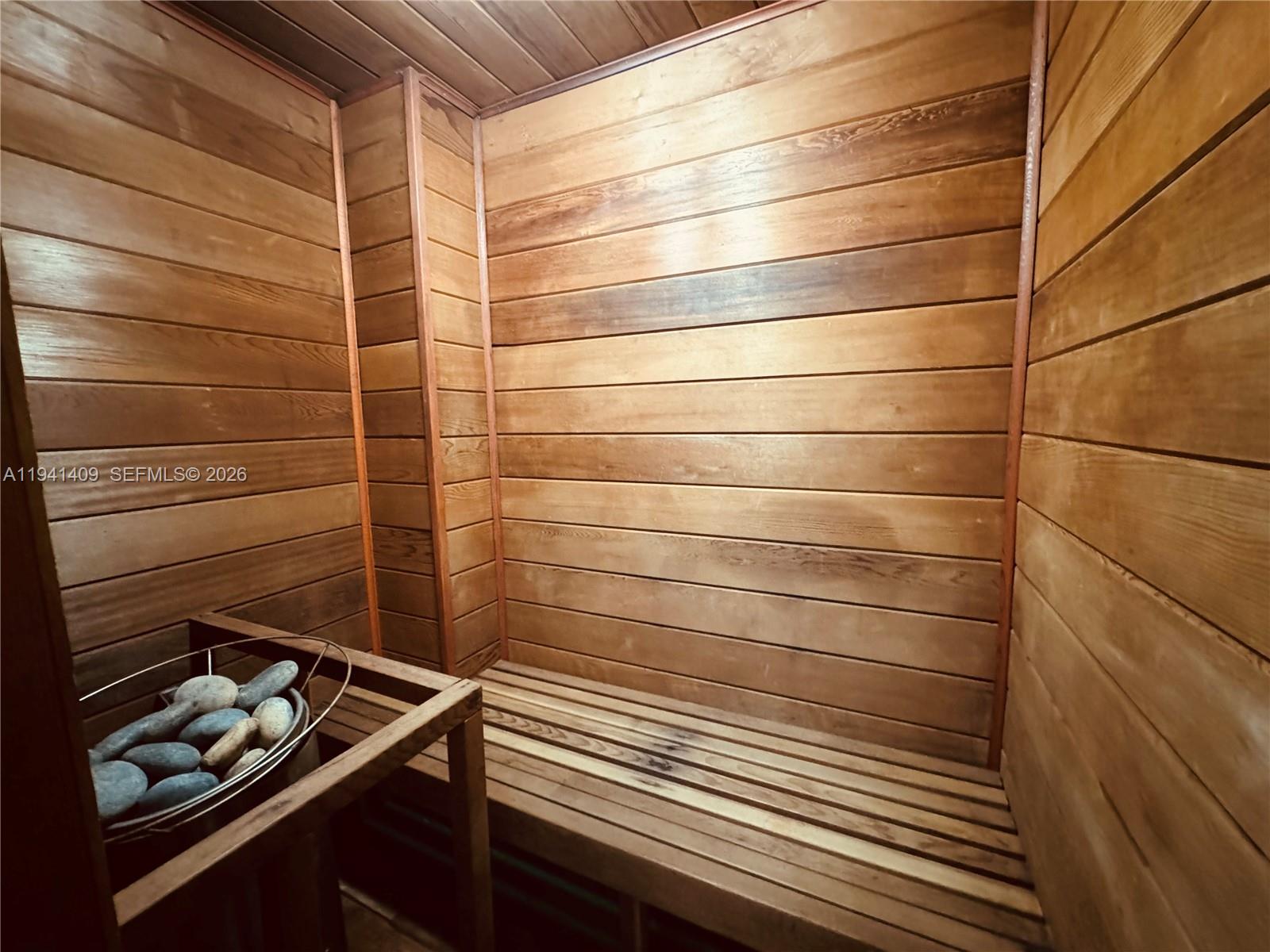 A11941409 Property Photo 23