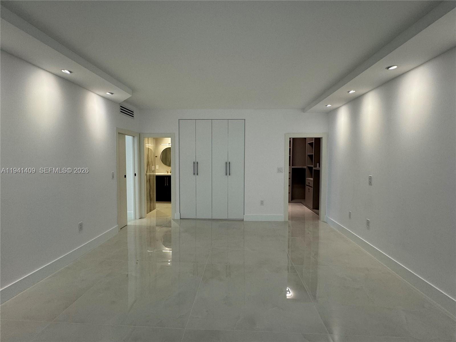 A11941409 Property Photo 50