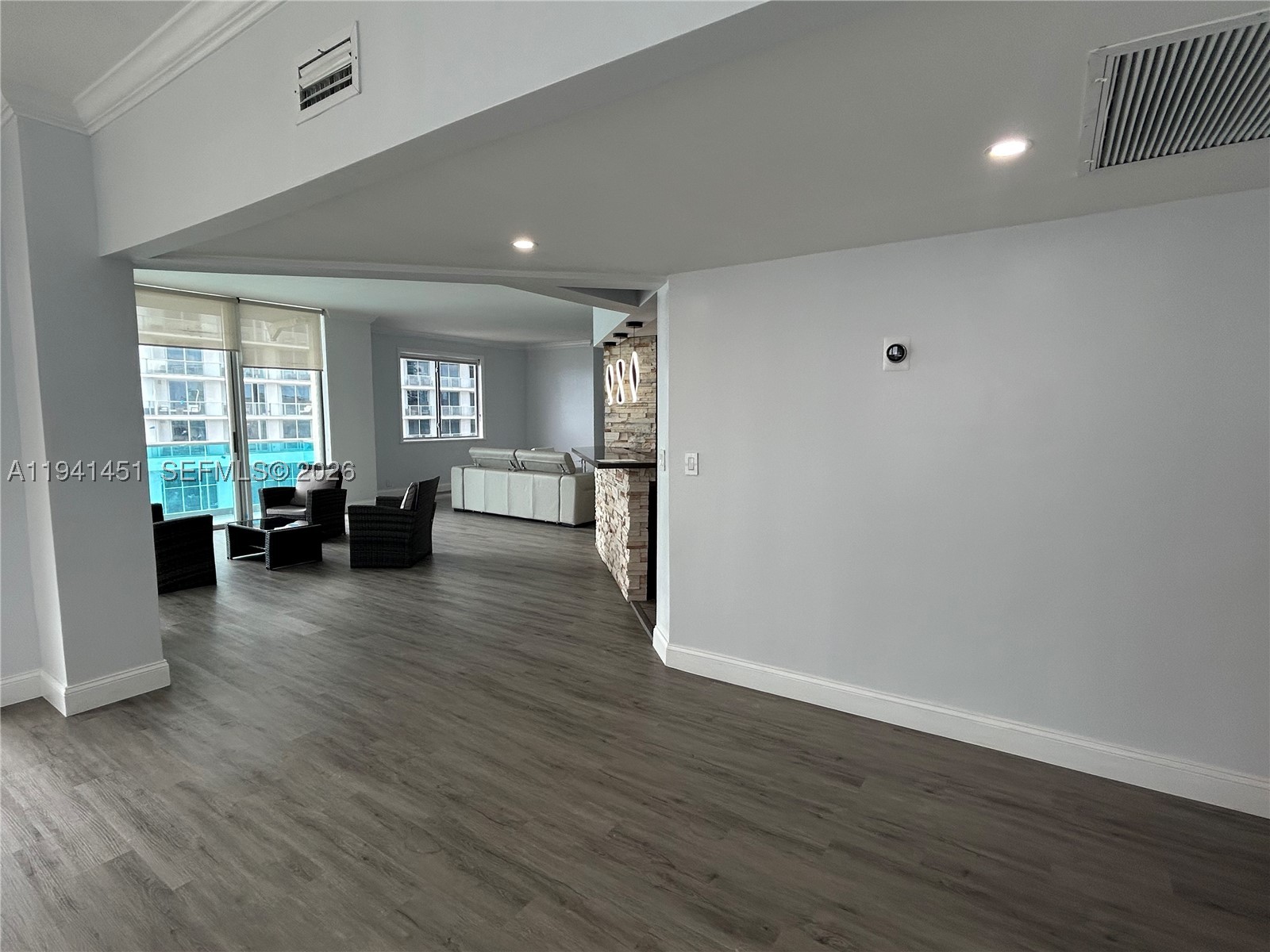 4001 S Ocean Dr Ph11 Property Photo 3