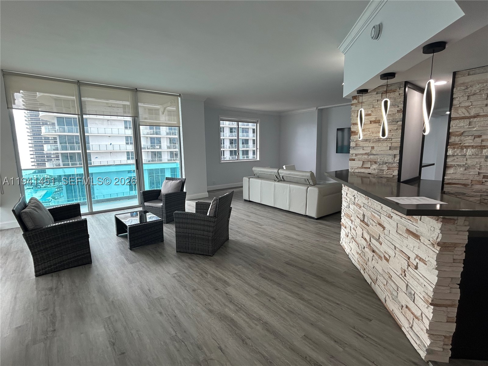 4001 S Ocean Dr Ph11 Property Photo 5