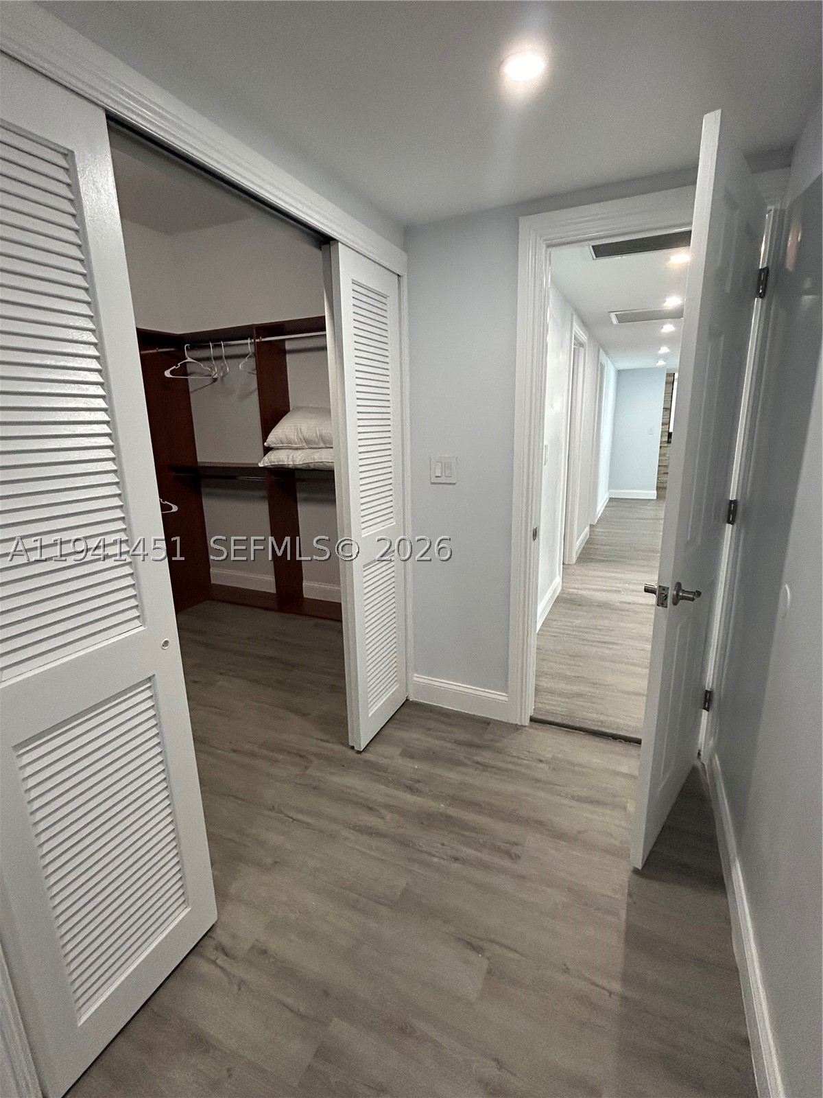 4001 S Ocean Dr Ph11 Property Photo 27