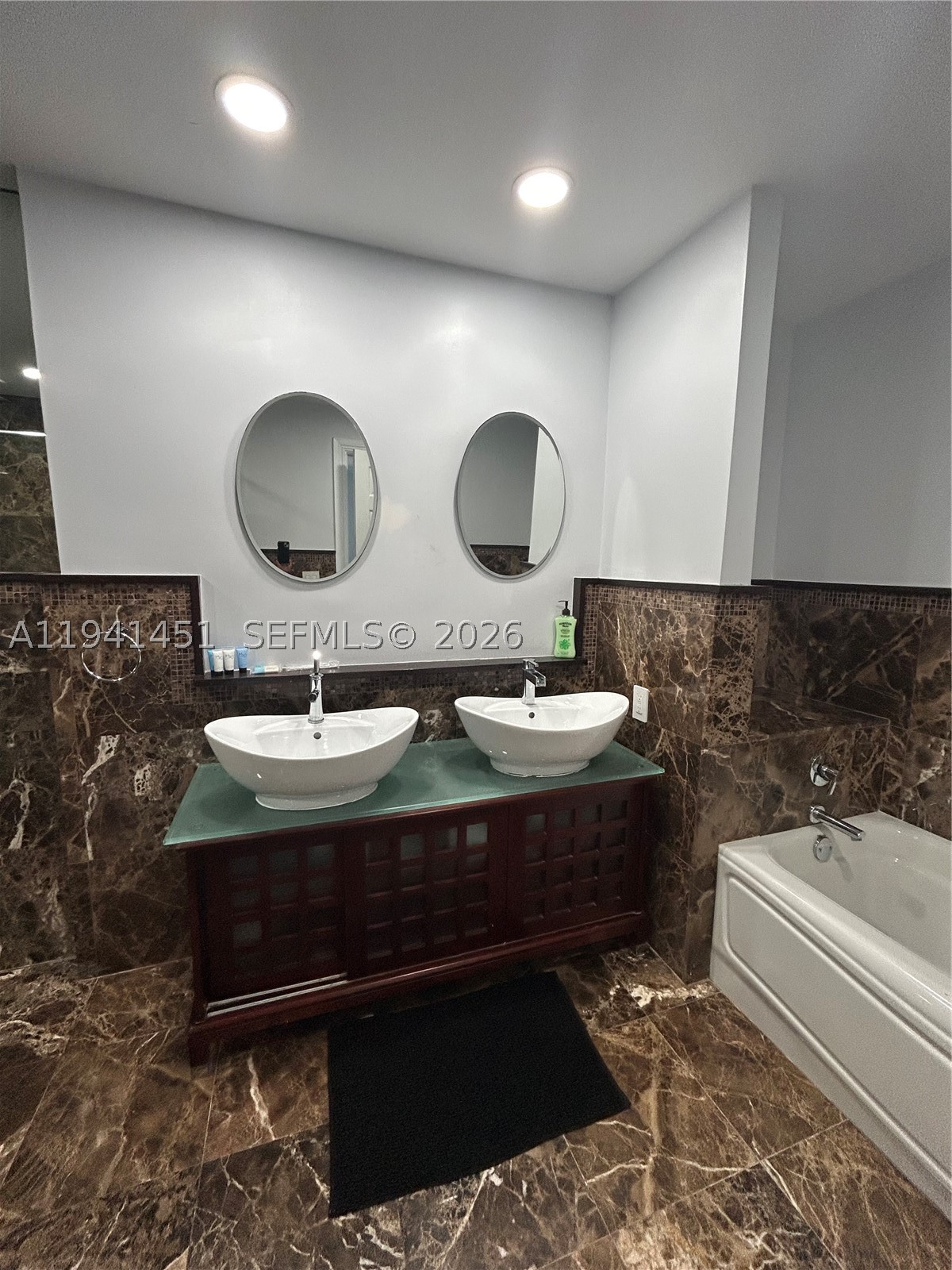 4001 S Ocean Dr Ph11 Property Photo 32