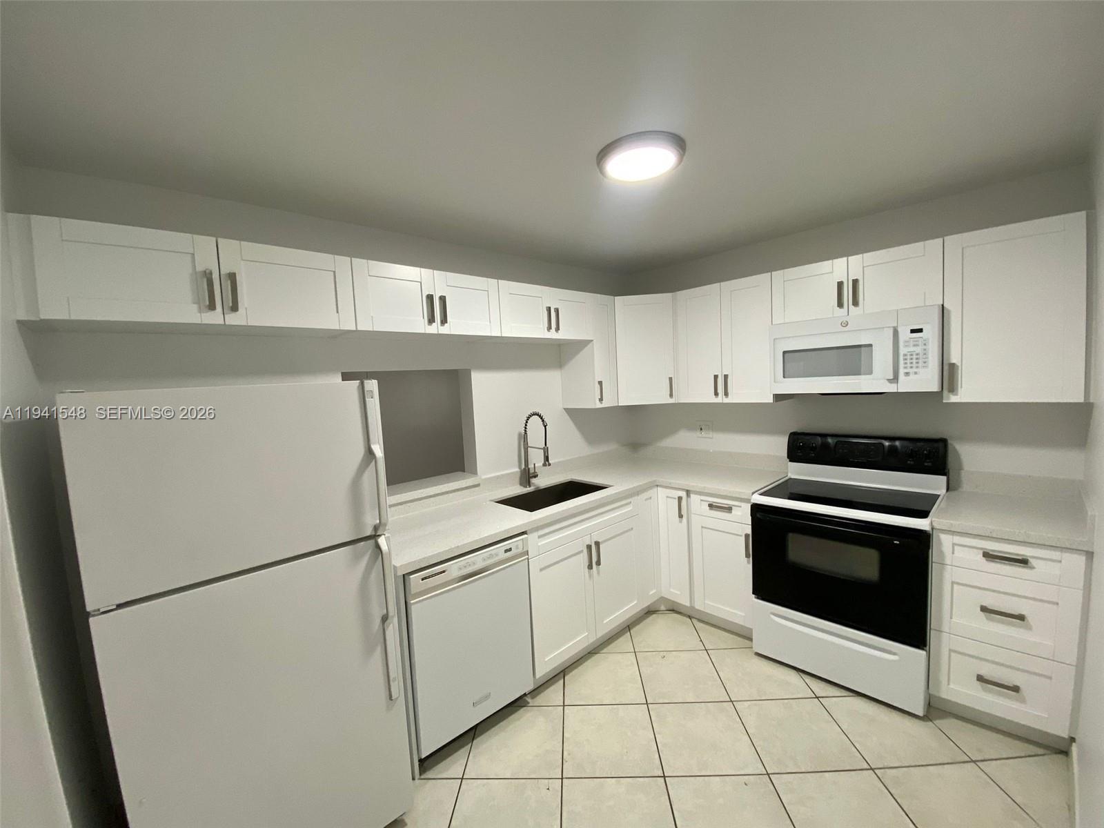 4344 Nw 9th Ave 9-3d Property Photo 3
