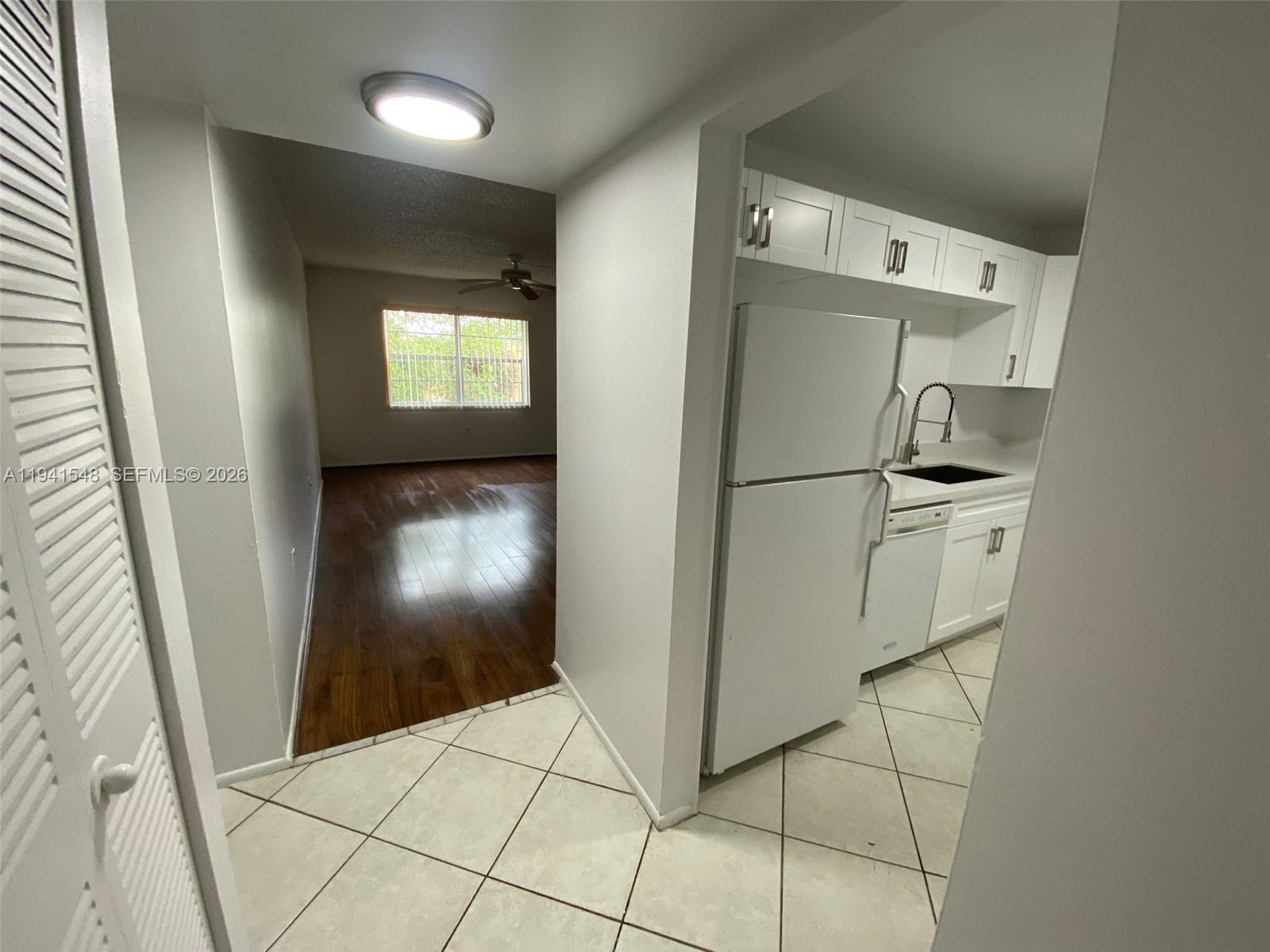 4344 Nw 9th Ave 9-3d Property Photo 5