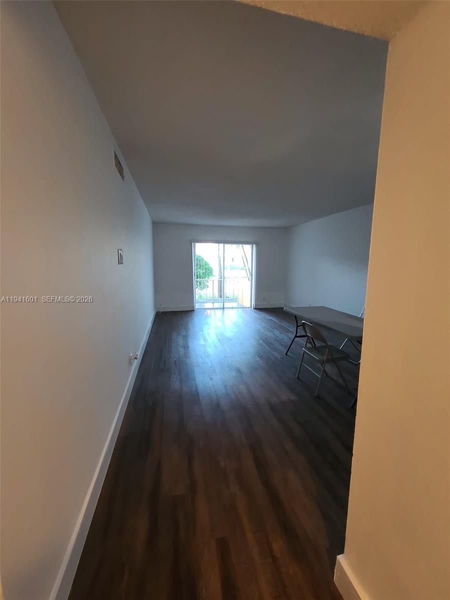 18111 Nw 68th Ave G106 Property Photo 1