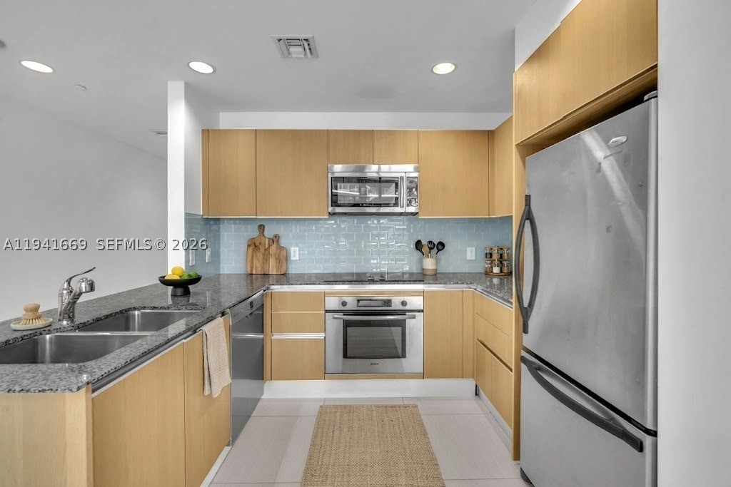 1050 Brickell Ave 2418 Property Photo 3