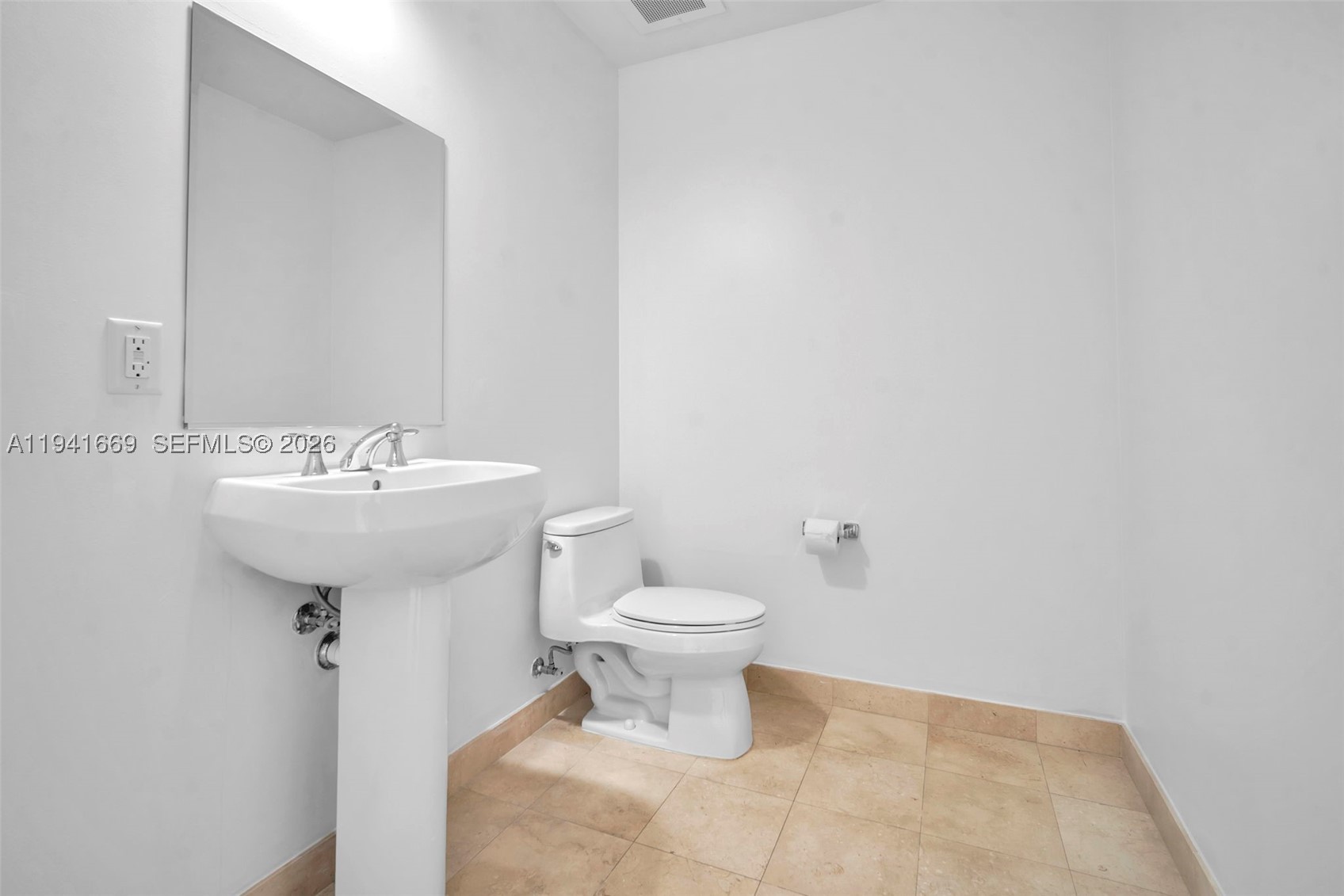 1050 Brickell Ave 2418 Property Photo 23