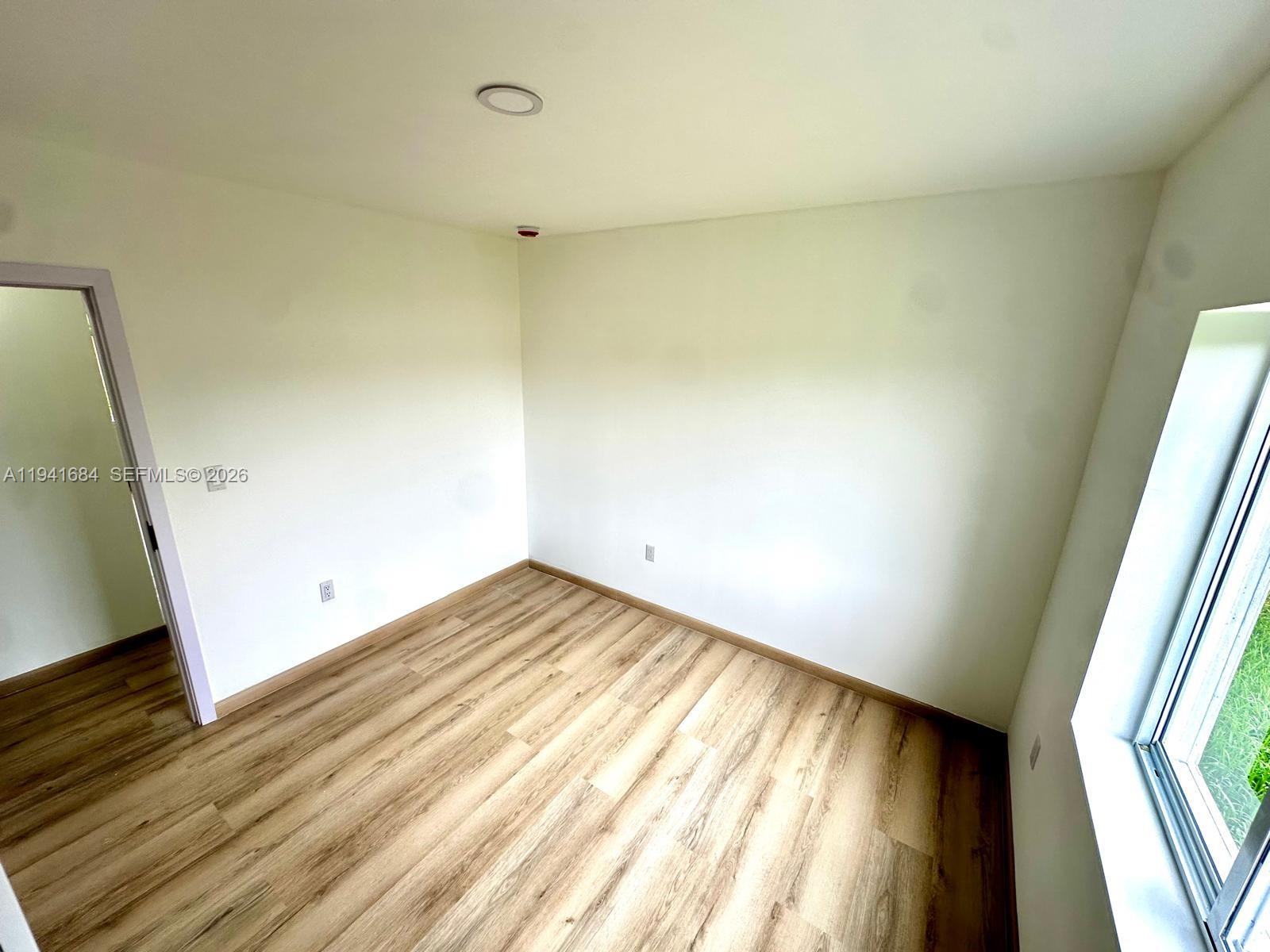 722 Nw 6 Ct Property Photo 13