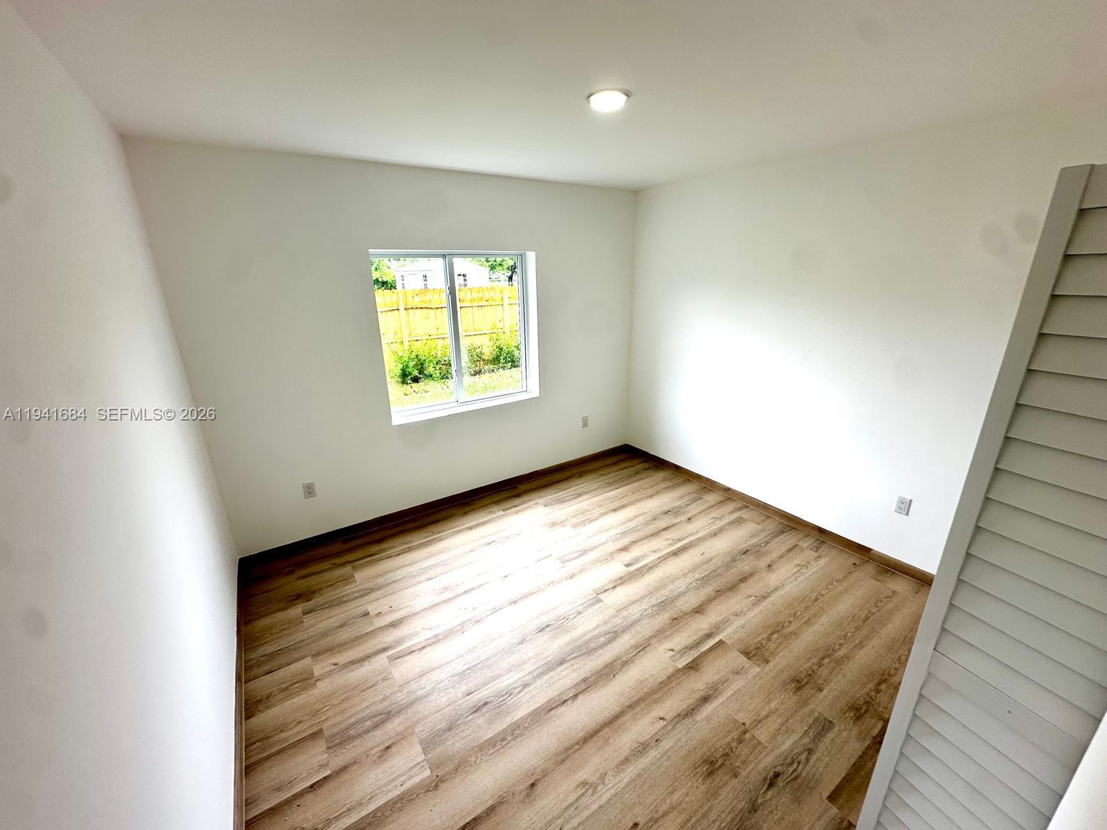 722 Nw 6 Ct Property Photo 18