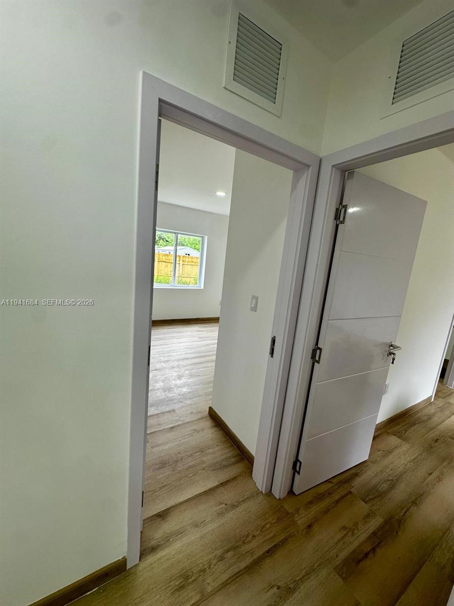 722 Nw 6 Ct Property Photo 25