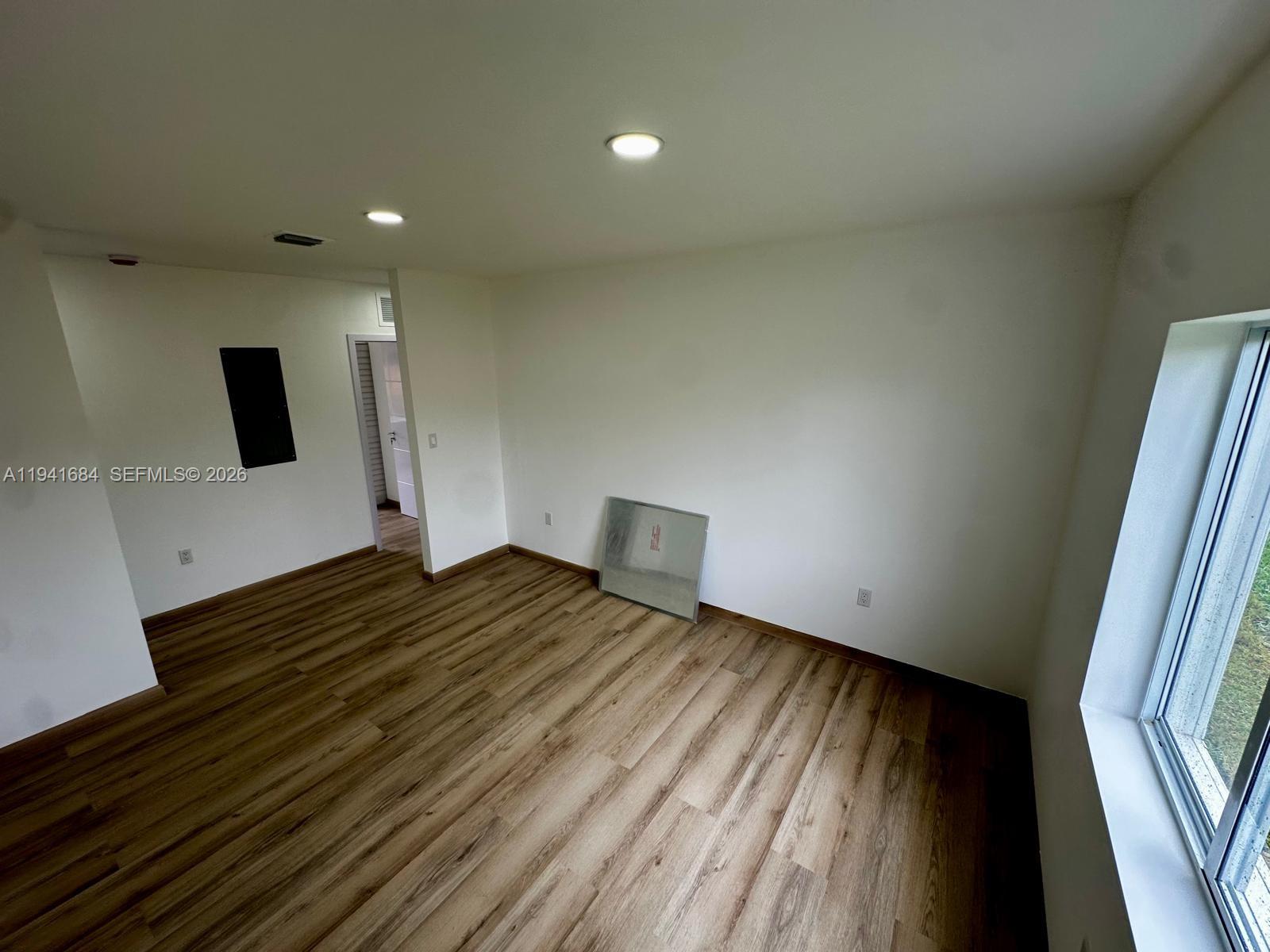 722 Nw 6 Ct Property Photo 37